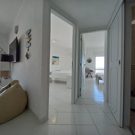 T2 Gaveto- Frente Mar, Wifi, Aconchegante & Familiar Appartement *