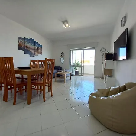 T2 Gaveto- Frente Mar, Wifi, Aconchegante & Familiar Appartement *